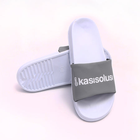 KASISOLUSI SANDAL SLIDE ON WHITE