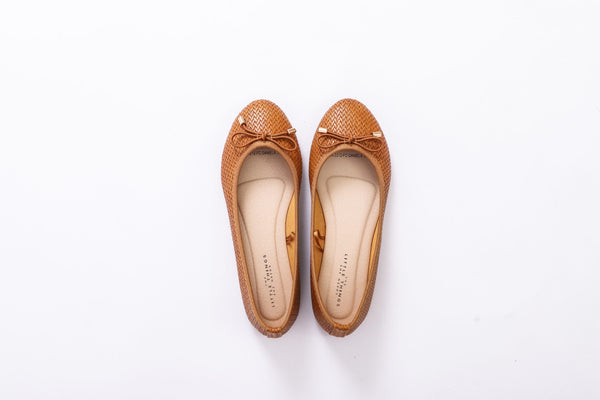 TLTSN DANIELA Brown Flatshoes